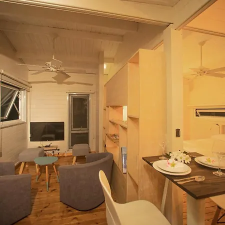 Between2Waters Chalet Rental Car Offered Tamarin Exterior photo